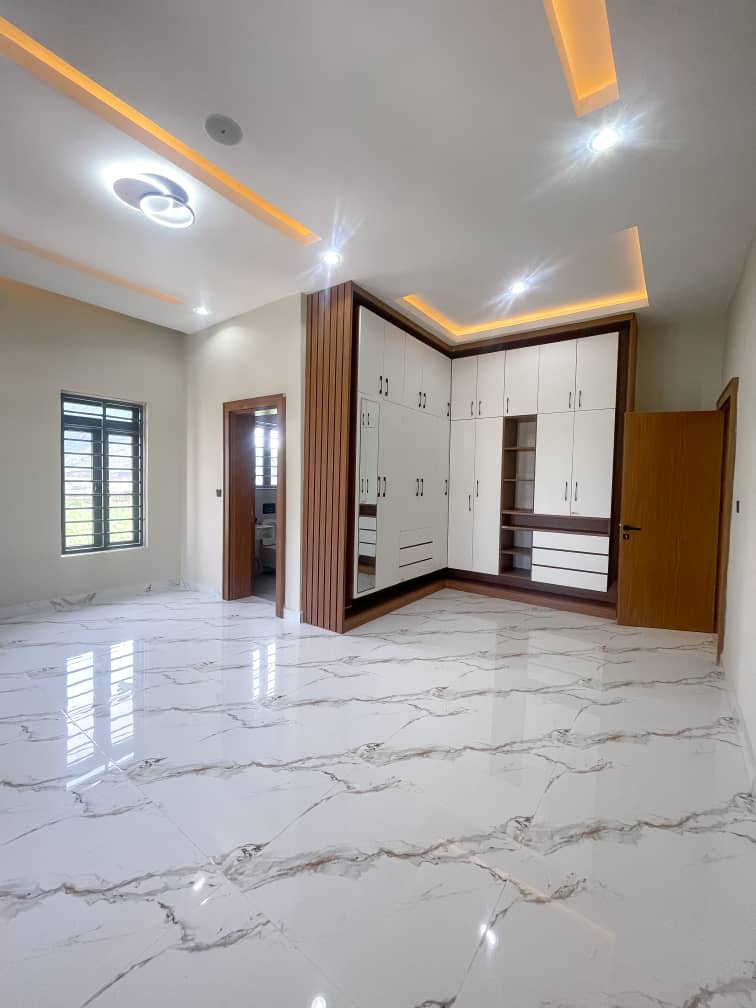 Property Gallery Image